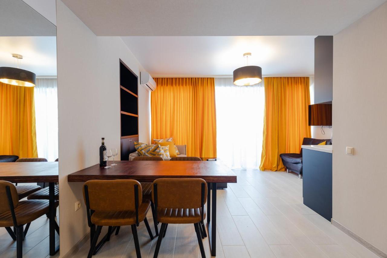 The Spot Apartments - Orbi Beach Tower Batumi Eksteriør bilde