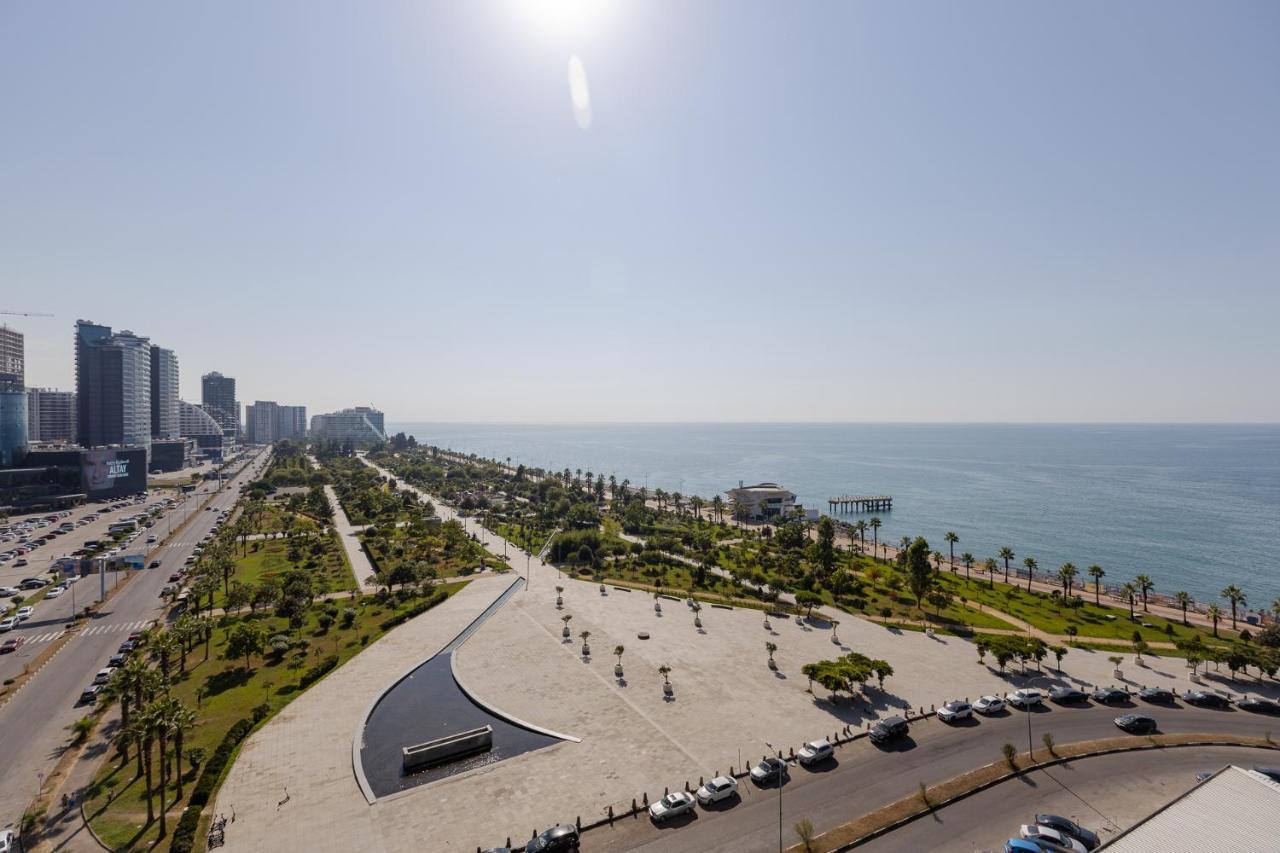 The Spot Apartments - Orbi Beach Tower Batumi Eksteriør bilde