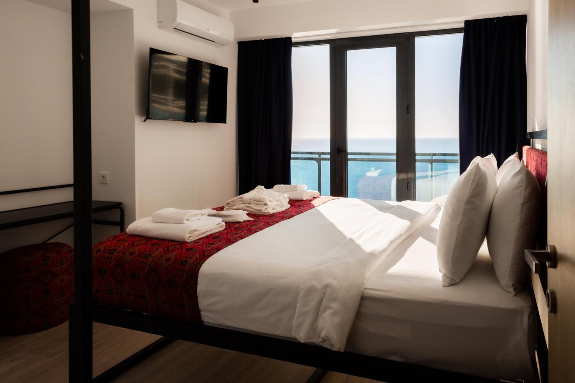 The Spot Apartments - Orbi Beach Tower Batumi Eksteriør bilde
