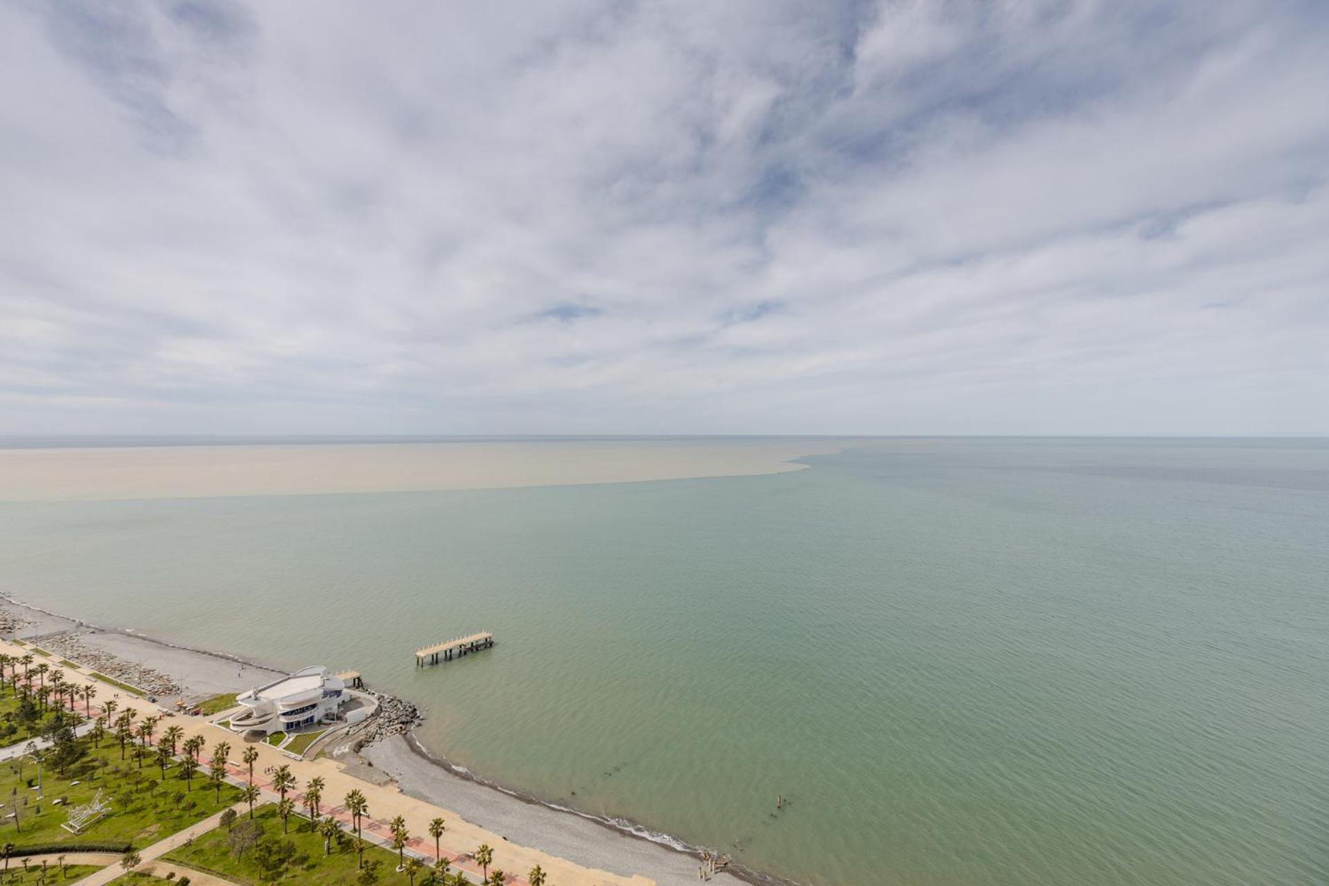 The Spot Apartments - Orbi Beach Tower Batumi Eksteriør bilde